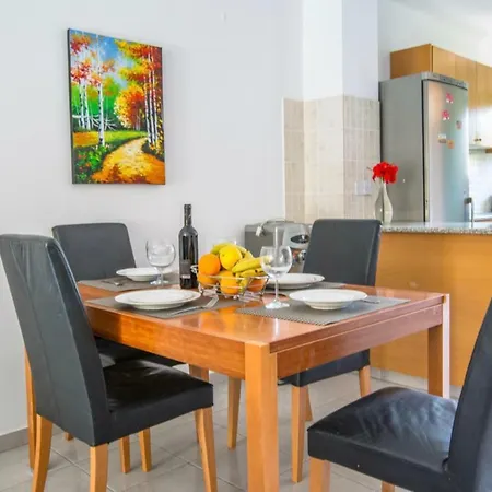 Ilios Apartment *